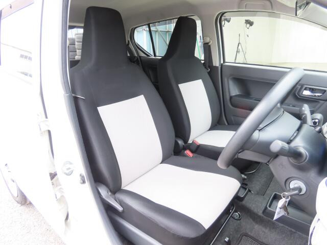 �t�����g�V�[�g����ԗǍD�ł���B�傫�ȉ�����Ȃ��A���S�ł��B����S�n�������ł���B