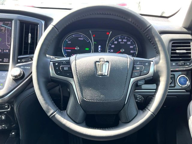 �y�����v�����X�e�A�����O�z�㎿�Ȋv���g�p���邱�ƂŁA��ɂ����������݂ƂĂ��^�]���₷���n���h���ł���