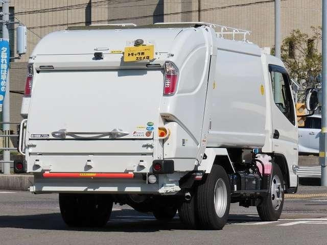 キャンターパッカー車