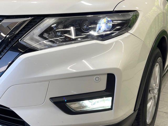 �yLED�w�b�h���C�g�z���V����ԑ��s�����ǍD�Ȏ��E���m�ۂ����S���ĉ^�]�ł��鍂�P�xLED�w�b�h���C�g�𑕔�!�_�����x�������A����d�͂��}�����Ă��܂��B