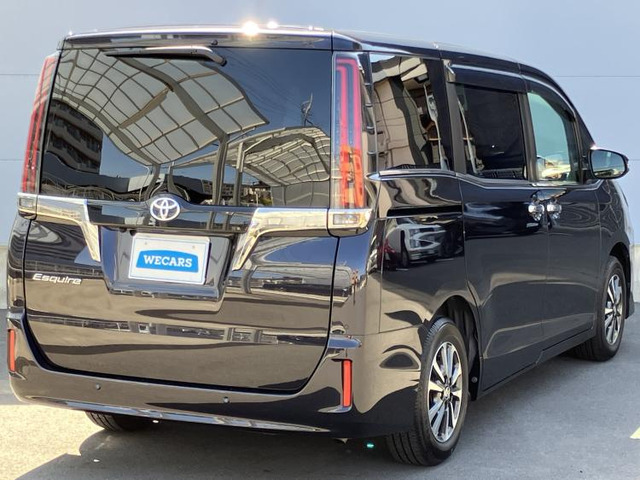 エスクァイア2.0 Gi プレミアムパッケージ ブラックテイラード