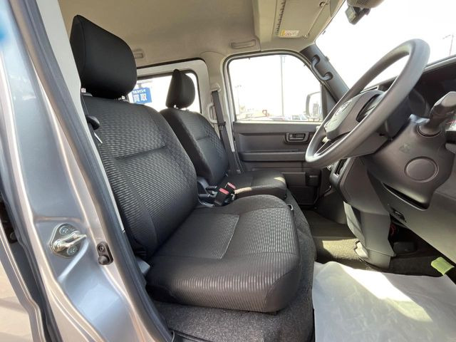 �^�]�ȃV�[�g���͎g�p�������Ȃ��A�ǍD�ȏ�ԂƂȂ��Ă��܂��B���J�Ɏg���Ă������Ƃ��悭�킩��܂��ˁB