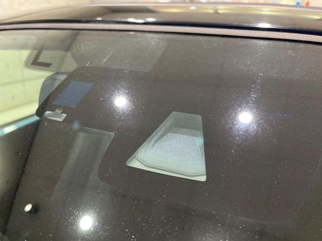 �y�X�}�[�g�V�e�B�u���[�L�T�|�[�g�z�ᑬ���s���ɑO���̎ԗ�����F�����A�Փ˂������Ȏ��͌x��ƃu���[�L�ŏՓˉ���Ɣ�Q�y�����A�V�X�g�B�����S�Ƀh���C�u�����y���݂��������܂��B