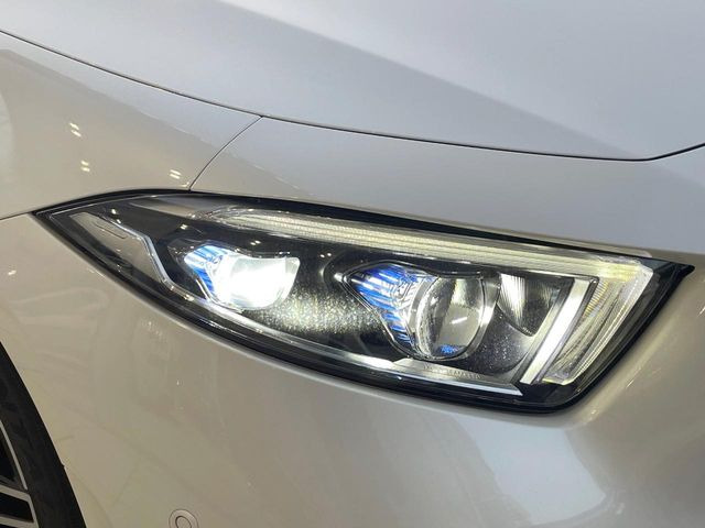 ��LED�w�b�h���C�g:��ԑ��s�����ǍD�Ȏ��E���m�ۂ����S���ĉ^�]�ł��鍂�P�xLED�w�b�h���C�g�𑕔�!�_�����x�������A����d�͂��}�����Ă��܂��B