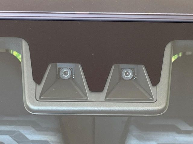 �y�X�}�[�g�A�V�X�g�z���s���ɑO���̎ԗ�����F�����A�Փ˂������Ȏ��͌x��ƃu���[�L�ŏՓˉ���Ɣ�Q�y�����A�V�X�g�B�����S�Ƀh���C�u�����y���݂��������܂��B