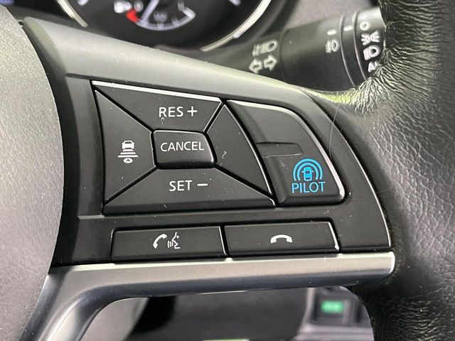 �y�v���p�C���b�g�z�������H�ł̒��������s���y��!!�a�؎��Ə��񑖍s�̃V�[���ŁA�A�N�Z���E�u���[�L�E�X�e�A�����O�������Ő��䂵�A�������^�]�̕��S���y�����Ă���܂���