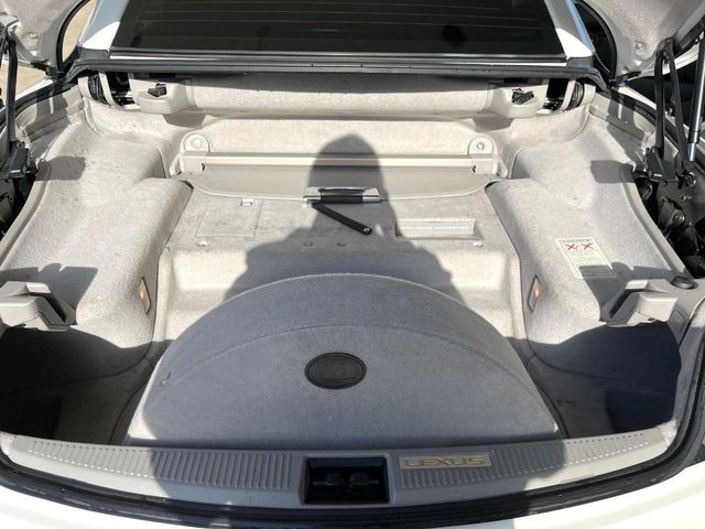 ���i�̂���������ʋ΁A���}���ɏ\���ȉ׎��X�y�[�X���m�ۂ��Ă���܂��B