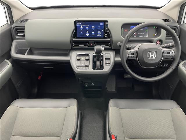 フリード1.5 e:HEV クロスター