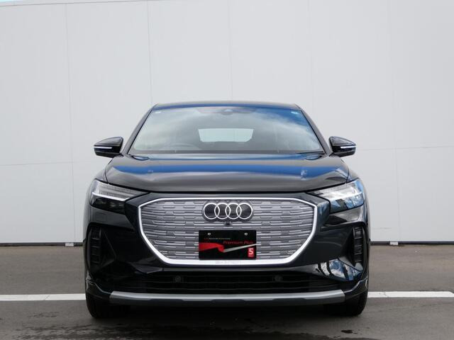 Q4スポーツバックe-tron40 アドバンスド
