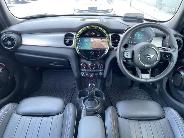 �A���ԃO���[�v���݌ɐ���2,000��!�S���̌n��X���烁�[�J�[�E�Ԏ��킸���Љ�o����̂ŁA���Ȃ��Ƀs�b�^���̂��Ԃ�������͂��ł���܂��͂��₢���킹��������