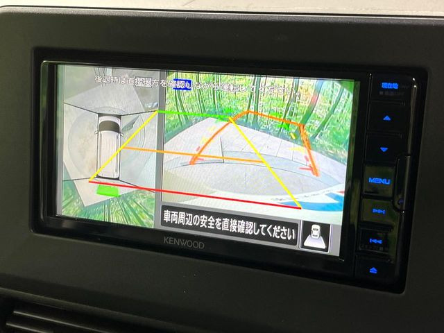 �y�}���`�A���E���h���j�^�[�z��p�̃J�����ɂ��A�ォ�猩���낵���悤�Ȏ��_��360�x�N���}�̎��͂��m�F���邱�Ƃ��ł��܂������p�������m�F���₷���A�����ꏊ�ł̐؂�Ԃ��⒓�Ԃ��X���[�Y�ɍs���܂��B