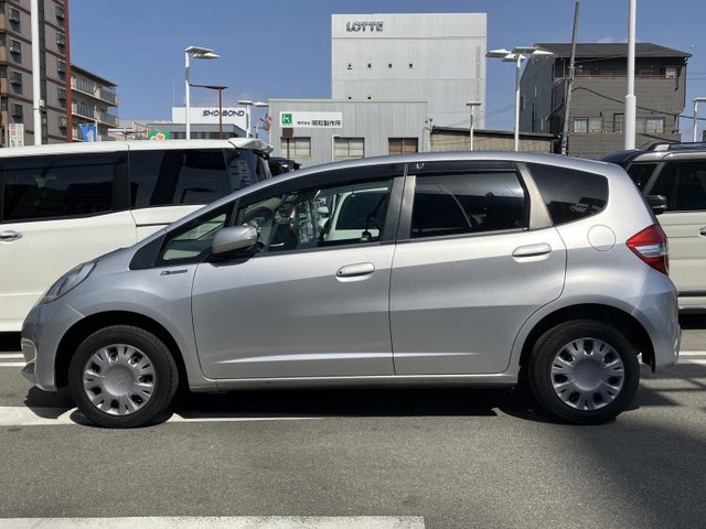 フィット1.3 G 10thアニバーサリー