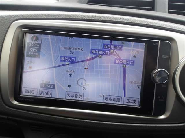 ヴィッツ1.3 F スマイルエディション