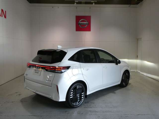 ノートオーラ1.2 G レザーエディション