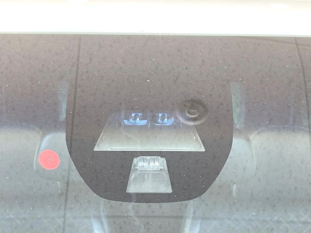 �y�V�e�B�u���[�L�A�N�e�B�u�V�X�e���z�ᑬ���s���ɑO���̎ԗ�����F�����A�Փ˂������Ȏ��͌x��ƃu���[�L�ŏՓˉ���Ɣ�Q�y�����A�V�X�g�B�����S�Ƀh���C�u�����y���݂��������܂��B