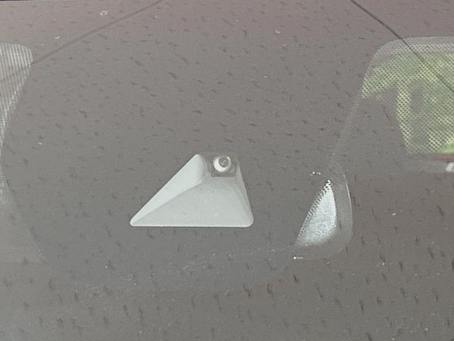 �y�O�He-Assist�z���s���ɑO���̎ԗ�����F�����A�Փ˂������Ȏ��͌x��ƃu���[�L�ŏՓˉ���Ɣ�Q�y�����A�V�X�g�B�����S�Ƀh���C�u�����y���݂��������܂��B