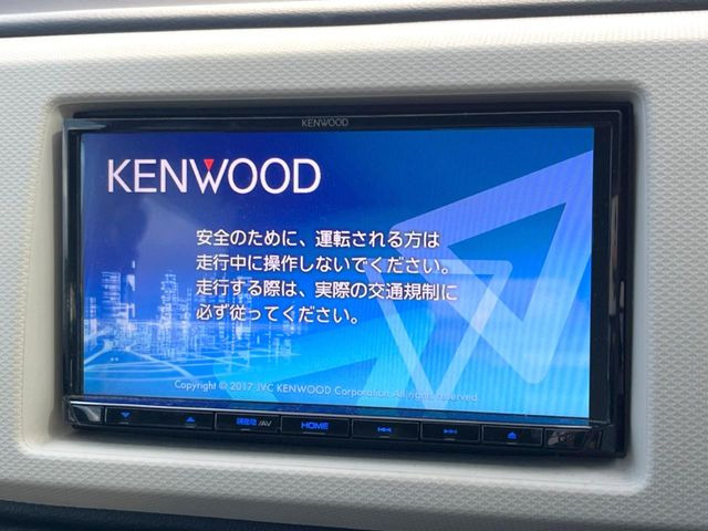 �y�i�r�Q�[�V�����z�g���₷���i�r�ŖړI�n�܂ł�������ē����Ă���܂��B�e��I�[�f�B�I�Đ��@�\���[�����Ă���A���Ԃ̉^�]������Ɋy�����Ȃ�܂�!!