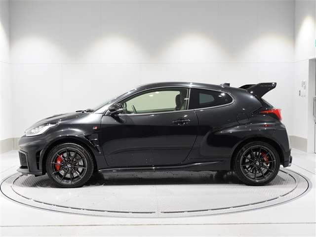 GRヤリス1.6 RZ ハイ パフォーマンス + エアロ パフォーマンス パッケージ GR-DAT 4WD