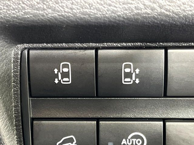 �y�����p���[�X���C�h�h�A�z�X�}�[�g�L�[��^�]�Ȃ̃X�C�b�`�Ō�ȗ����X���C�h�h�A�̊J���\���d��������͂����ăh�A���J����K�v�������A�����Ȃ��q�l�ł��ȒP�ɊJ���߂ł����K�ł���