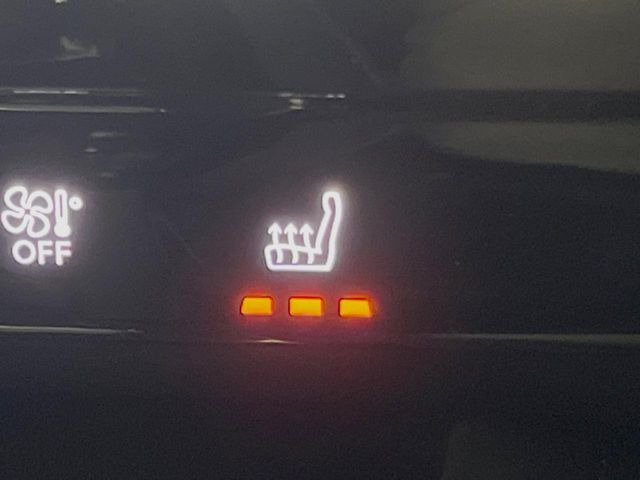 ���t�����g�V�[�g�q�[�e�B���O:�^�]�ȁE����ȋ��ɎO�i�K�Œ��߂��\�ȃV�[�g�q�[�^�[�𑕔����Ă���܂��B�G�߂��킸���K�ɂ��g�p���������܂��B