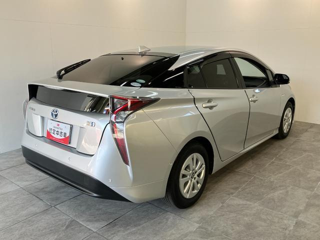 プリウス1.8 S セーフティ プラス