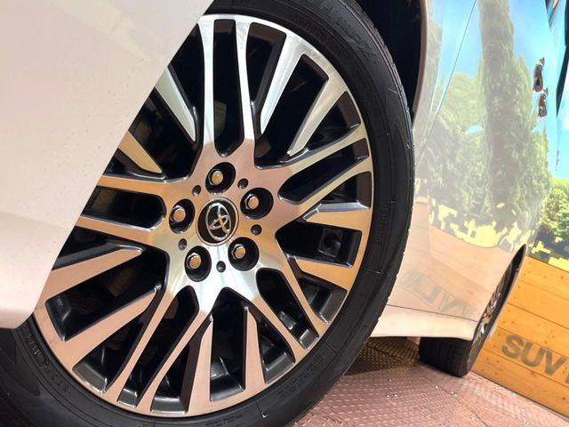 �y����18�C���`�A���~�z�C�[���z�O�ςɃ}�b�`���������A���~�z�C�[���𑕒����Ă���܂��B�e��ЊO�A���~�z�C�[����A�X�^�b�h���X�^�C�����戵�����Ă���܂��B���񂲑��k����������