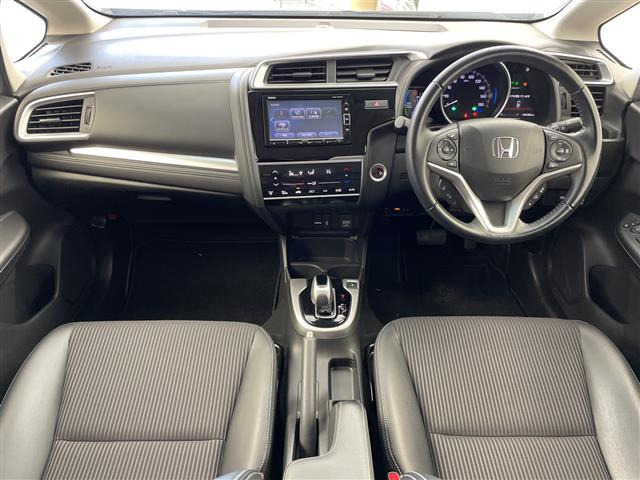 フィット1.5 ハイブリッド L ホンダセンシング