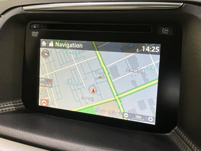 �y�����i�r�z�C���e���A�ɗn�����ރX�^�C���b�V���ȁu��p�݌v�v���[�J�[�i�r�𑕔��􎋔F���⑀�쐫�ȂǊ�{���\�ɂ��D��A���㎿�ȃJ�[���C�t�����y���݂��������܂��B