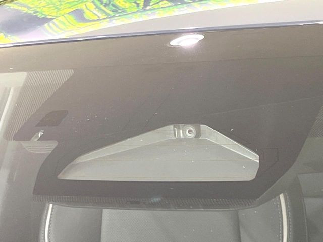 �y�g���^�Z�[�t�e�B�Z���X�z���s���ɑO���̎ԗ�����F�����A�Փ˂������Ȏ��͌x��ƃu���[�L�ŏՓˉ���Ɣ�Q�y�����A�V�X�g�B�����S�Ƀh���C�u�����y���݂��������܂��B