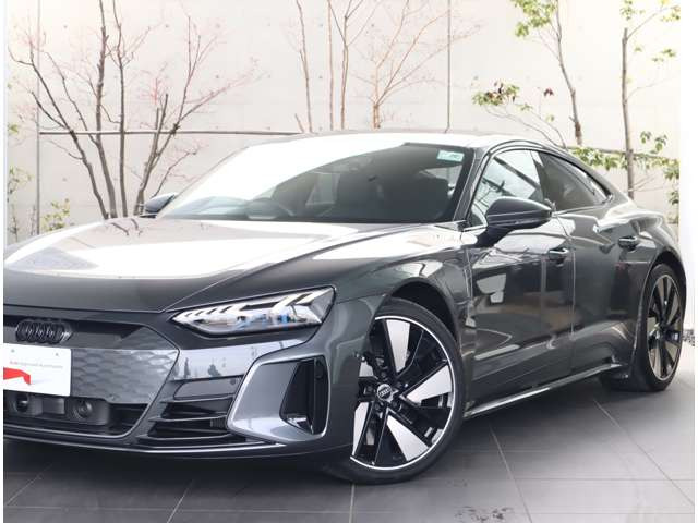 e-tron GT クワトロ4WD