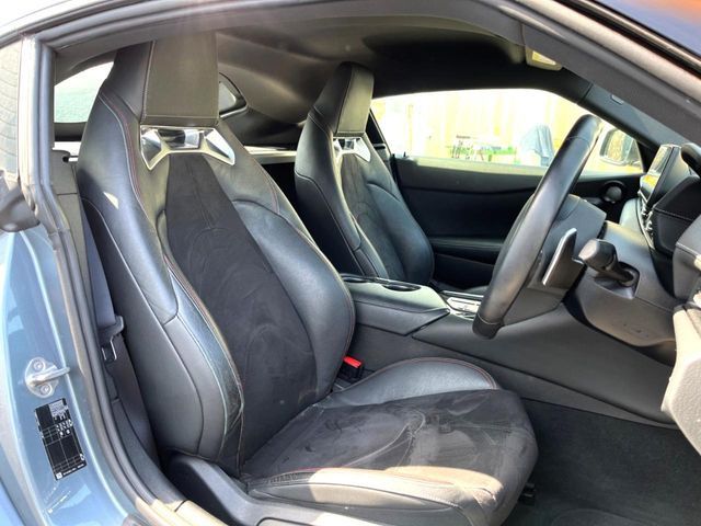 �y��p�X�|�[�c�V�[�g�z�z�[���h���ɗD��A�J�[�u���̑̂������}�����Ă���܂��B�܂��A�̂Ƀt�B�b�g���邩�獘��w�������ɂ����A�����O�h���C�u�⍂�����s�ł����K�ɂ��߂������������܂���