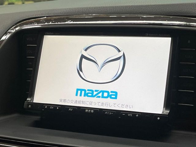 �y�����i�r�z�l�C�̏����i�r�𑕔����Ă���܂��B�i�r�̎g���₷���͂������A�I�[�f�B�I�@�\���[��!�L�����v�◷�s�͂������A�ʋ΂┃�����ȂǕ��i�̃h���C�u���y�����Ȃ�͂���