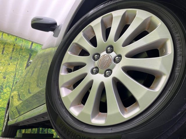 �y����16�C���`�A���~�z�C�[���z�O�ςɃ}�b�`���������A���~�z�C�[���𑕒����Ă���܂��B�e��ЊO�A���~�z�C�[����A�X�^�b�h���X�^�C�����戵�����Ă���܂��B���񂲑��k����������