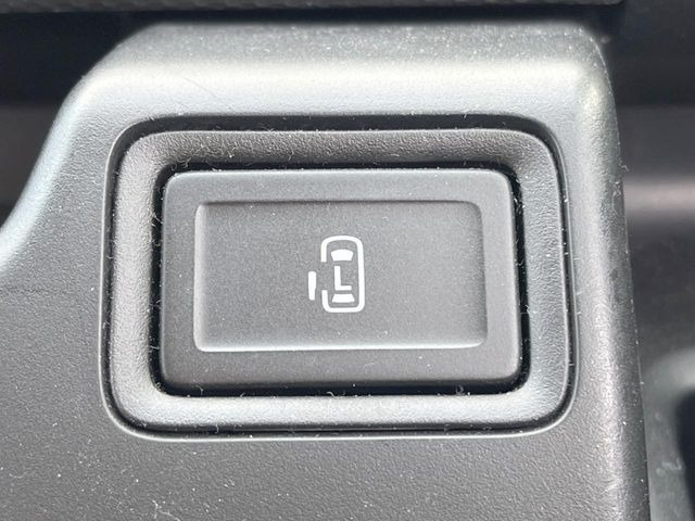 �y�p���[�X���C�h�h�A�z�X�}�[�g�L�[��^�]�Ȃ̃X�C�b�`�ŃX���C�h�h�A�̊J���\���d��������͂����ăh�A���J����K�v�������A���������q�l�ł��A�d���ו��������Ă��鎞�����N�ɊJ���߂ł��܂���