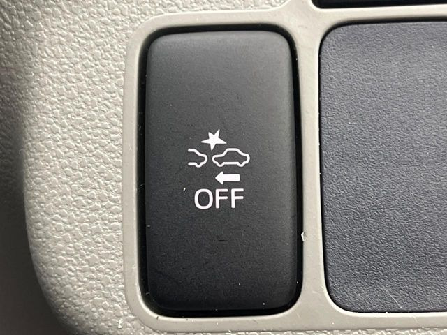 �y�X�}�[�g�A�V�X�g�z���s���ɑO���̎ԗ�����F�����A�Փ˂������Ȏ��͌x��ƃu���[�L�ŏՓˉ���Ɣ�Q�y�����A�V�X�g�B�����S�Ƀh���C�u�����y���݂��������܂��B