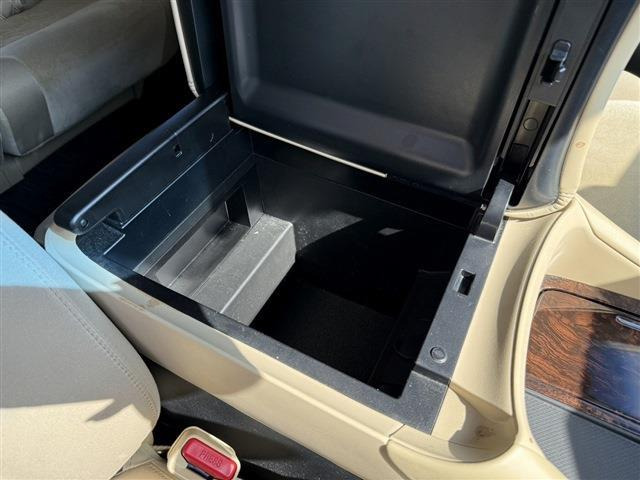 ���Ǝҗl�ւ̔̔��͂��f�肳���Ă��������܂��B �Ԍ������ԗ��̏ꍇ�́A�Ԍ����擾�������x�������z�ŕ\�����Ă���܂��B