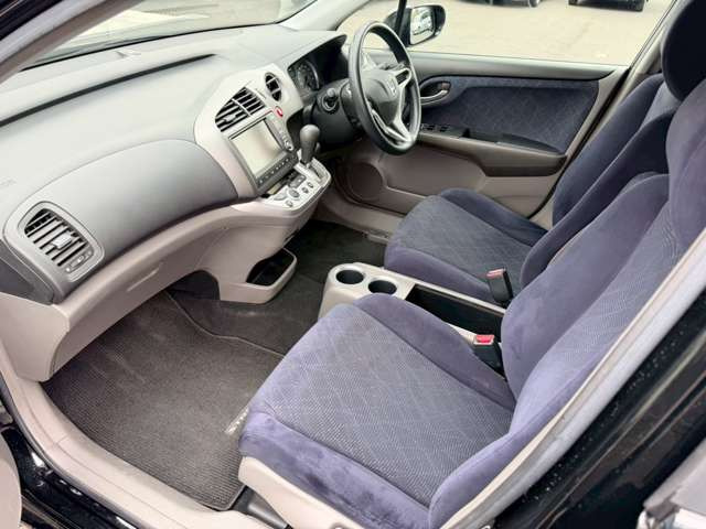 �C�ɂȂ邨�Ԃ�����܂�����E�̓d�b�ԍ����璼�ڂ��X�ɂ��₢���킹���������B�x�����@����ԗ����A��Ԃ܂łȂ�ł������������Ē����܂��B�X�^�b�t�ꓯ���A�����҂����Ă���܂��B