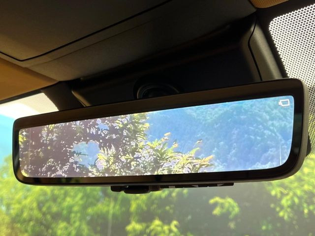 �y�f�W�^���C���i�[�~���[�z��Ȃ̑傫�ȉו��⓯��҂Ō�����m�F���Â炢���ł����S!�J�������B�e�����ԗ�����̉f�������[���~���[���ɕ\���B�N���A�Ȏ��E�ŏ󋵂̊m�F���\�ł�!