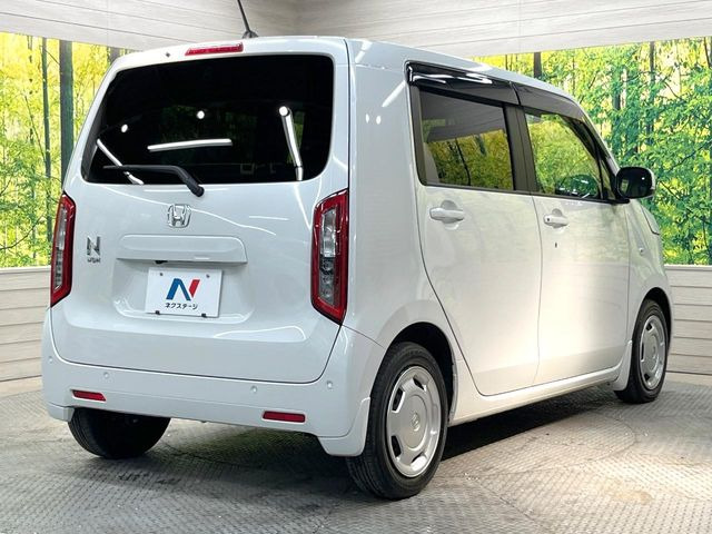 ��D�]�𒸂��Ă���܂��{�f�B�̒e�X�v���b�V���R�[�g���D�]��t���B�ʏ�̃K���X�R�[�g�ƈقȂ�A�ϋv�N��6�N�̖��@���K���X�R�[�e�B���O���A�{�f�B���L���C�ȏ�Ԃɕۂ��Ă���܂��B