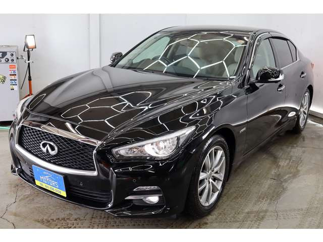 ご予約いただければ室内でのご商談も可能です♪ 天候に左右されずゆっくりとお車を確認することができますので来店前にお申し付けください♪