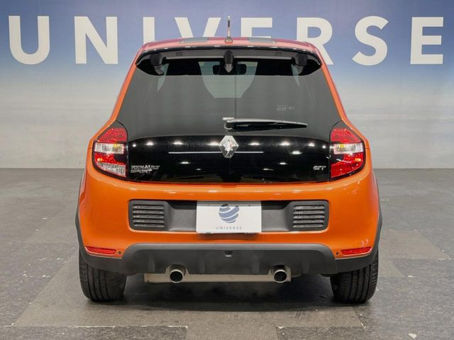 �������t�т̕ۏ؂̑��A���S�̍Œ�3�N�E���s�������ۏ�(�L��)�����p�ӁB�A���Ԃ����S���Ă��y���݂���������l�A�ۏؓ��e���[���͂������A�����_��&�I�C�������⃍�[�h�T�[�r�X���t�т��Ă���܂��B