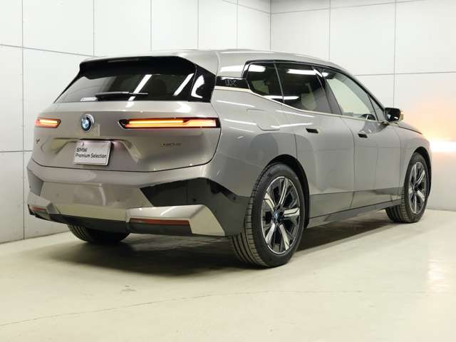 iXxドライブ40 4WD