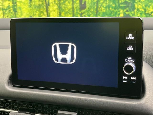 �y9�C���` �z���_�R�l�N�g�f�B�X�v���C�z���F���̍������ʃf�B�X�v���C�Ńi�r�̎g�p��A�������̃X�}�[�g�t�H���ƘA�g����bluetooth�ł̉��y�Đ����\�ł���