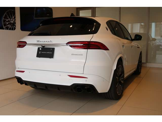 グレカーレモデナ 4WD