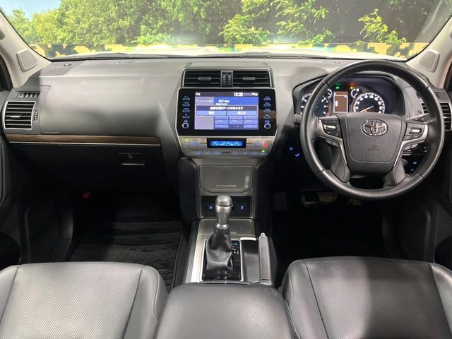 グループ総在庫数約30,000台!!全国の系列店からメーカー・車種問わずご紹介出来るので、あなたにピッタリのお車が見つかるはずです♪まずはお問い合わせ下さい☆