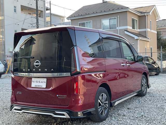 セレナ1.4 e-4ORCE ハイウェイスターV 4WD