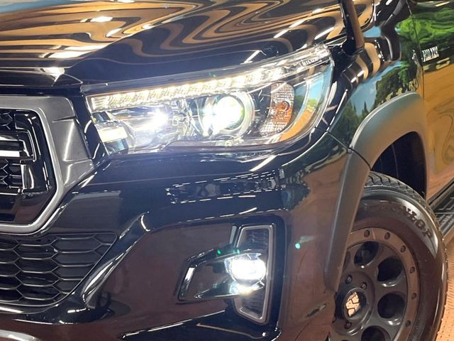 �yLED�w�b�h���C�g�z���V����ԑ��s�����ǍD�Ȏ��E���m�ۂ����S���ĉ^�]�ł��鍂�P�xLED�w�b�h���C�g�𑕔�!�_�����x�������A����d�͂��}�����Ă��܂��B