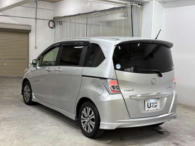 フリードハイブリッド1.5 ジャストセレクション