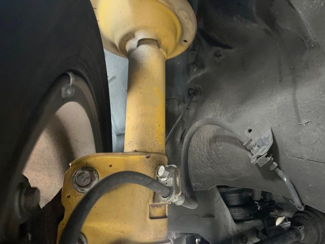 �y�r���V���^�C�����_���p�[�z�������s���̎ԗ����萫�����コ���Ă����l�C�̑����B�X���̏��S�n���]���ɂ����A�X�|�[�e�B�ȑ��s�����y���݂��������܂���