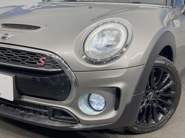 ��LED�w�b�h���C�g:��ԑ��s�����ǍD�Ȏ��E���m�ۂ����S���ĉ^�]�ł��鍂�P�xLED�w�b�h���C�g�𑕔�!�_�����x�������A����d�͂��}�����Ă��܂��B